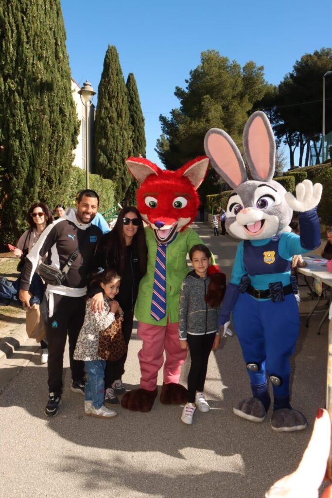 Venus en nombre, ce sont plus de 700 petits Allaudiens qui se sont une nouvelle fois régalés lors de la traditionnelle Chasse aux Œufs organisée au complexe sportif de Pié d’Autry, pour le plus grand bonheur de leurs parents.