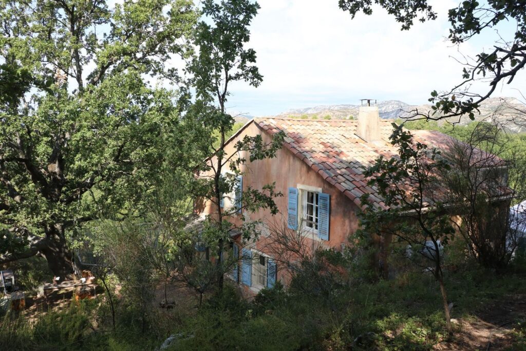 Partez à la découverte des lieux de tournage du triptyque des souvenirs d'enfance de Marcel Pagnol, dans le domaine de Pichauris à Allauch.